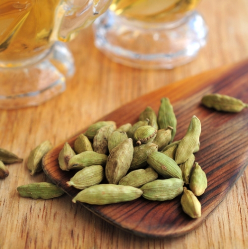 Cardamom oil - Certified Organic  4